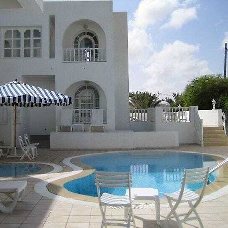 Hotel Flamingo Beach Мезрая Экстерьер фото